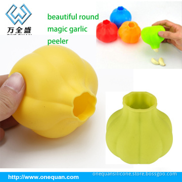Customer design garlic peeler silicone kitchen helper convenient garlic peeler tool